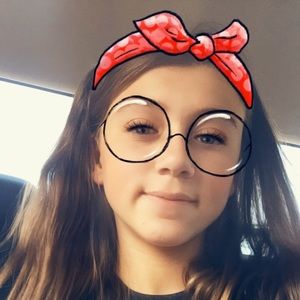 Meet your Posher, Isabella